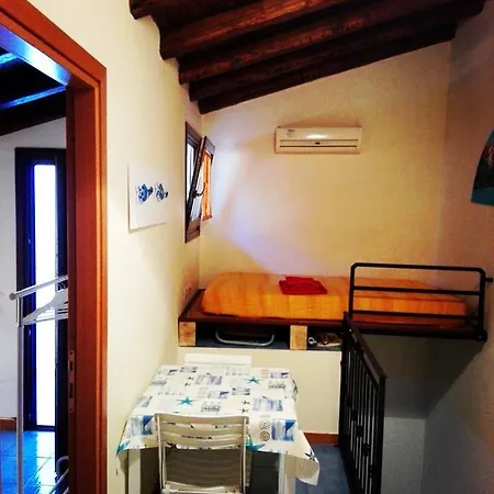 A Due Passi Da Tutto Apartment Castellammare del Golfo Exterior photo